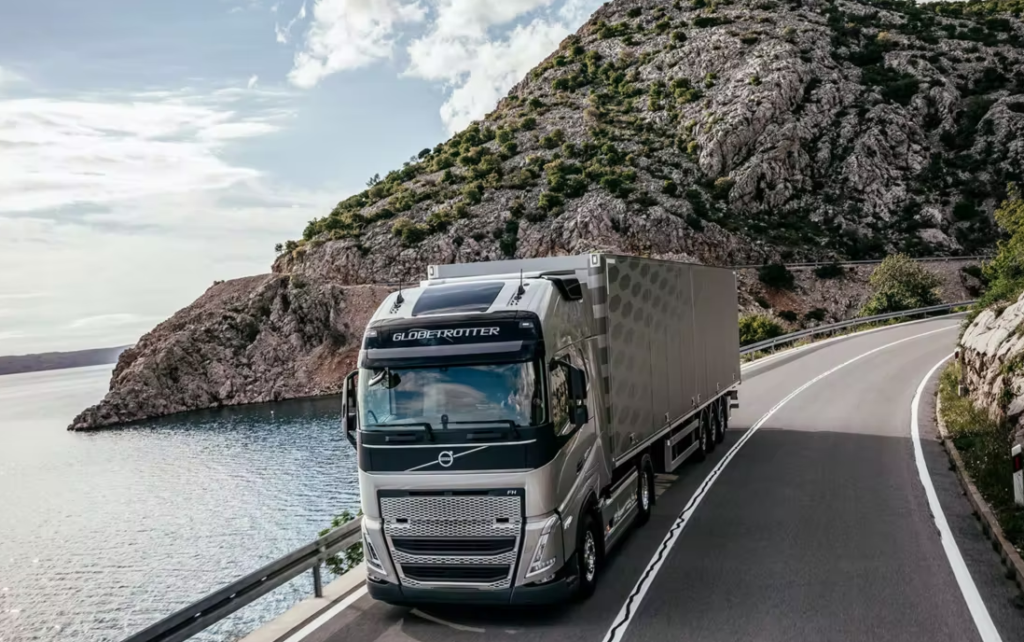 VOLVO(ボルボトラック)