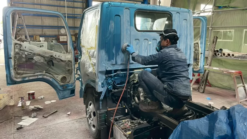 深ダンプ塗装①