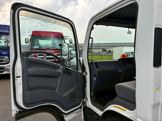 2017年 いすゞ 3000kg積載 No.1935
