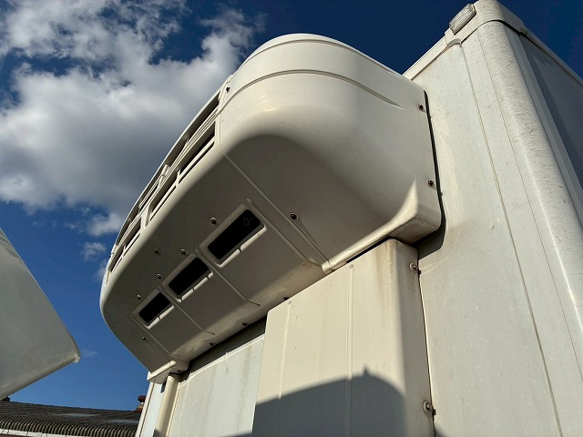 2017年 ファイター 2550kg積載 No.1992