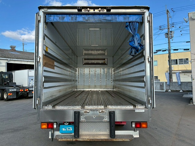 2017年 ファイター 2550kg積載 No.1992