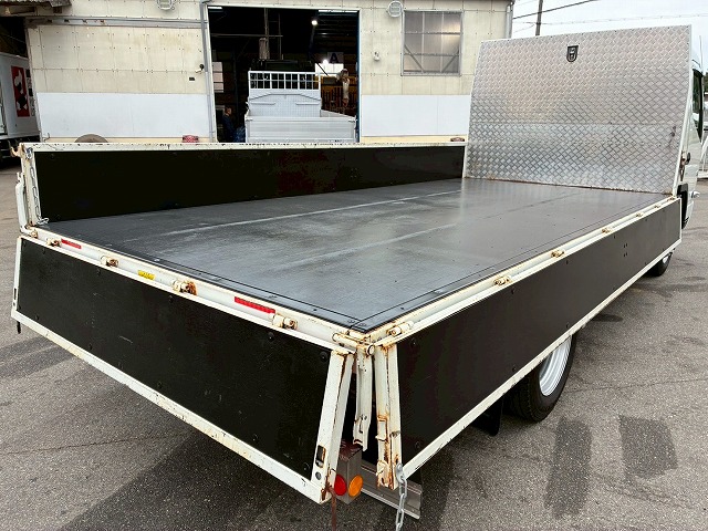 2021年 三菱ふそう キャンター 4100kg積載 No.1993