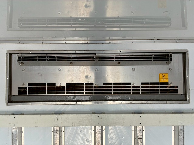 2017年 ファイター 2550kg積載 No.1992