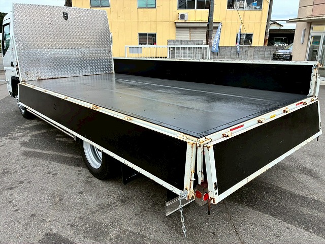 2021年 三菱ふそう キャンター 4100kg積載 No.1993