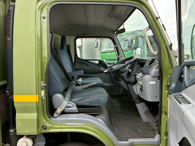 2016年 三菱ふそう キャンター 4000kg積載 No.1990