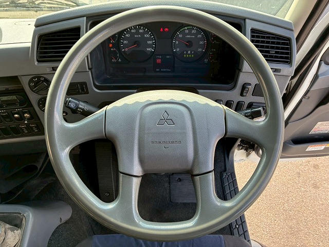 2017年 ファイター 2550kg積載 No.1992