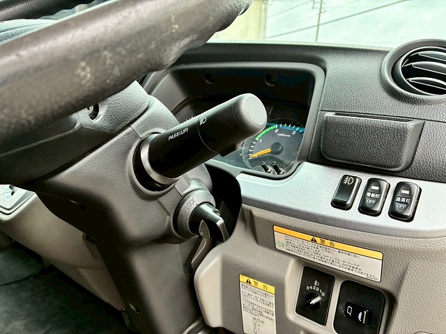 2021年 三菱ふそう キャンター 4100kg積載 No.1993