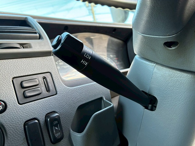 2017年 ファイター 2550kg積載 No.1992