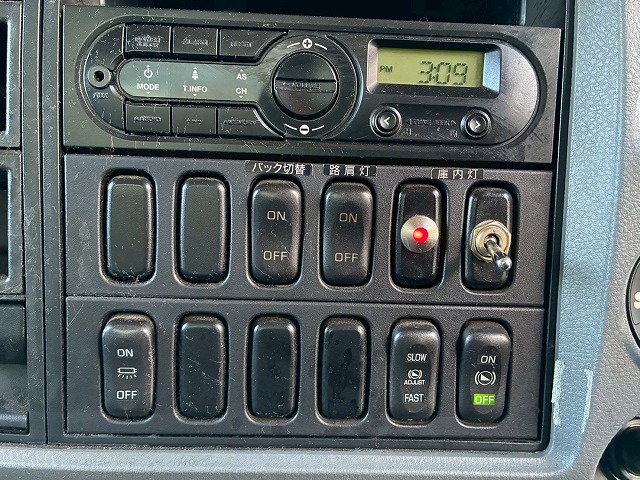 2017年 ファイター 2550kg積載 No.1992