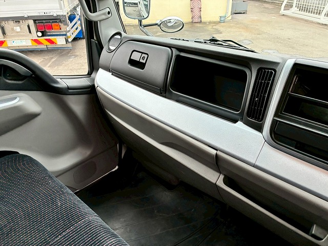 2021年 三菱ふそう キャンター 4100kg積載 No.1993