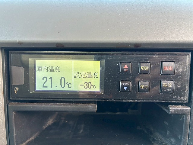 2017年 ファイター 2550kg積載 No.1992