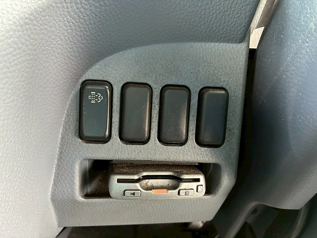 2016年 三菱ふそう キャンター 4000kg積載 No.1990