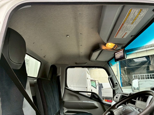 2021年 三菱ふそう キャンター 4100kg積載 No.1993