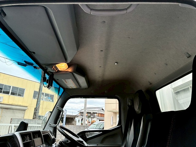 2021年 三菱ふそう キャンター 4100kg積載 No.1993