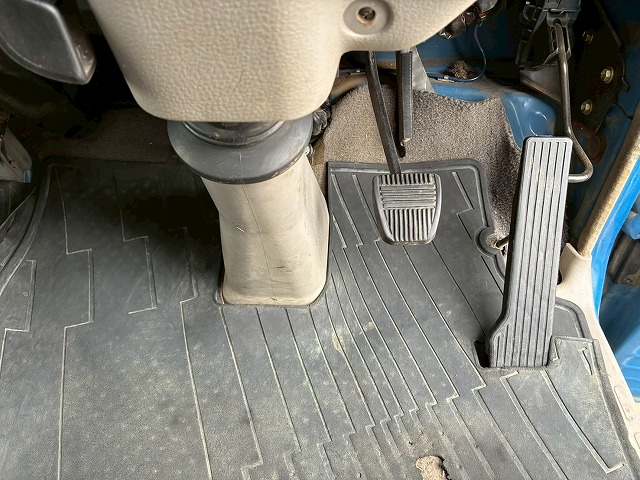 2004年 日野 デュトロ 3000kg積載 No.1982