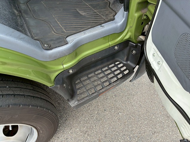 2016年 三菱ふそう キャンター 4000kg積載 No.1990