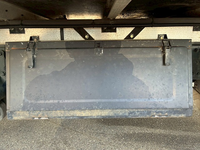 2017年 ファイター 2550kg積載 No.1992