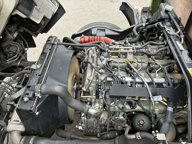 2016年 三菱ふそう キャンター 4000kg積載 No.1990