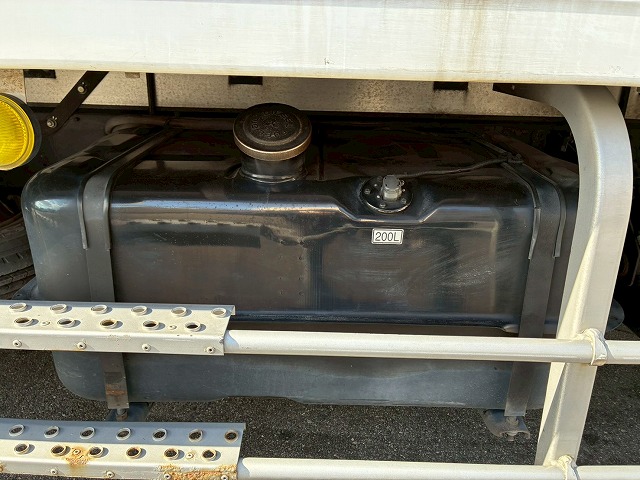 2017年 ファイター 2550kg積載 No.1992