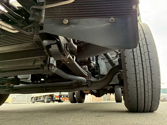 2016年 三菱ふそう キャンター 4000kg積載 No.1990