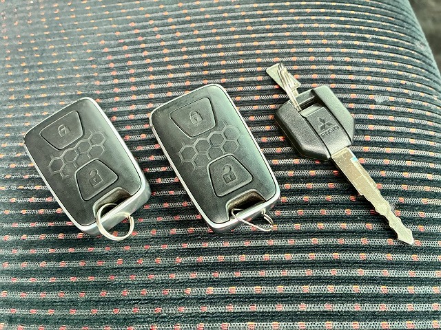 2021年 三菱ふそう キャンター 4100kg積載 No.1993