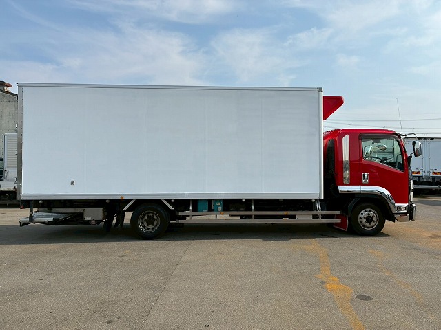 2019年 いすゞ 2350kg積載 No.2055