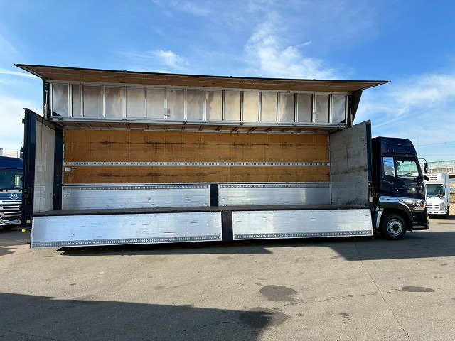 2017年 UDトラックス 13600kg積載 No.2056