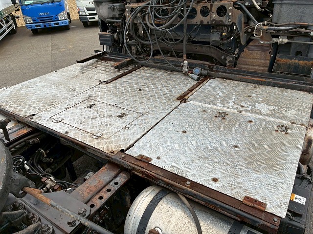 2017年 UDトラックス 38620kg積載 No.2067