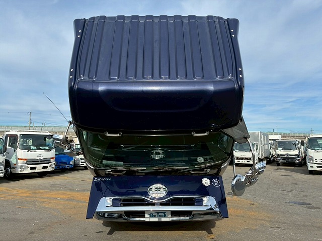 2017年 UDトラックス 13600kg積載 No.2056