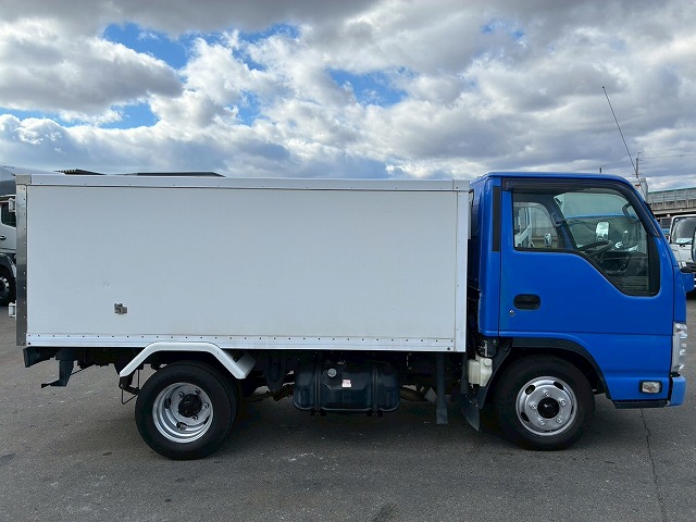2017年 いすゞ 1500kg積載 No.2040