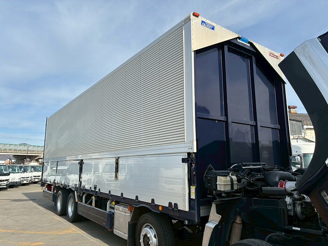 2017年 UDトラックス 13600kg積載 No.2056