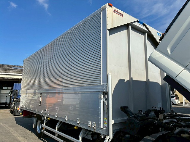 2017年 いすゞ 2900kg積載 No.2047