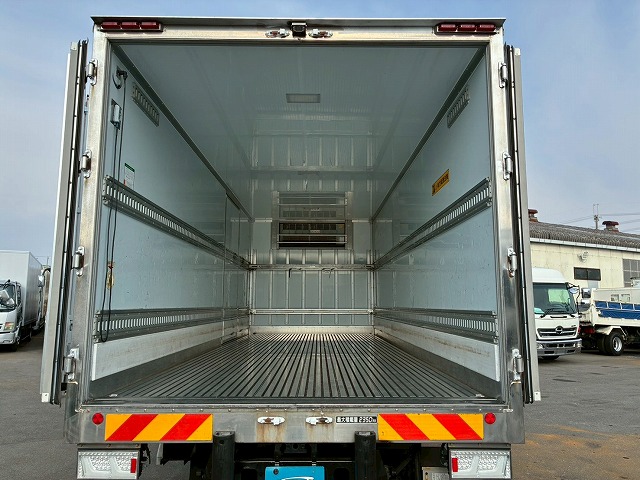 2019年 いすゞ 2350kg積載 No.2055