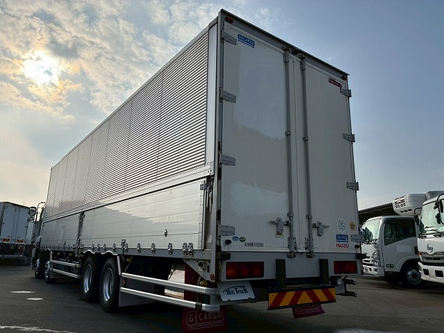 2015年 いすゞ 13700kg積載 No.2035