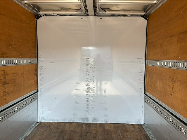 2017年 いすゞ 2900kg積載 No.2047