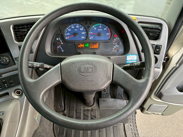 2017年 UDトラックス 38620kg積載 No.2067