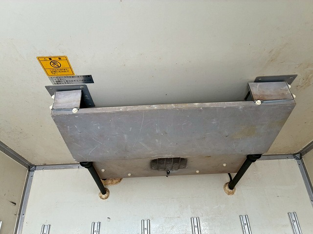 2017年 いすゞ 1500kg積載 No.2040