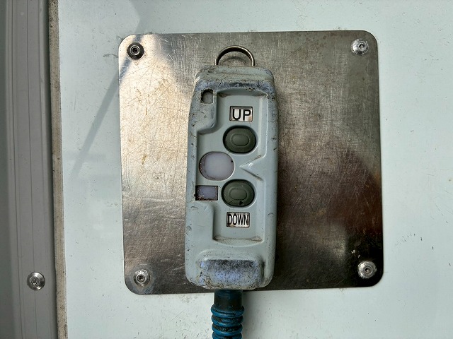 2019年 いすゞ 2350kg積載 No.2055