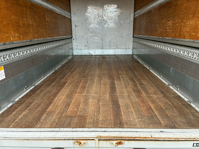 2016年 三菱ふそう キャンター 3950kg積載 No.2061