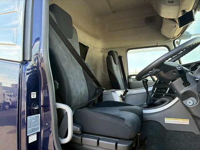 2017年 UDトラックス 13600kg積載 No.2056