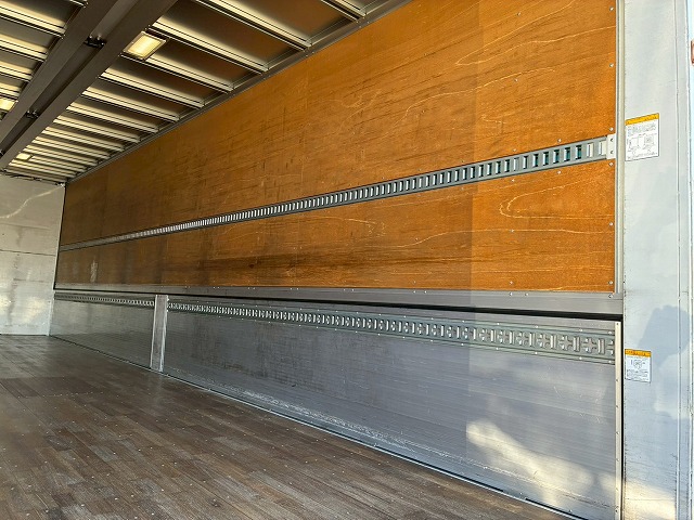 2014年 日野 プロフィア 13600kg積載 No.2050