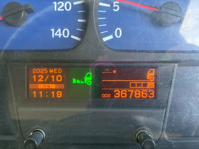 2017年 UDトラックス 13600kg積載 No.2056