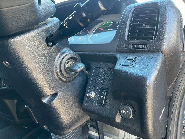 2012年 レンジャー 2150kg積載 No.2078