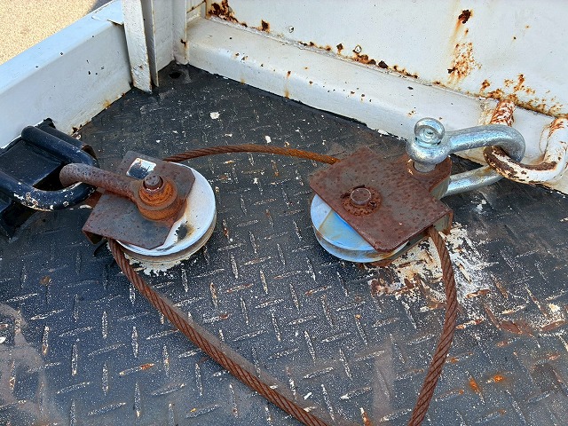 2005年 トヨエース 3000kg積載 No.2083