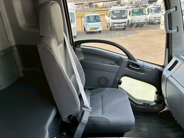 2019年 いすゞ 2350kg積載 No.2055