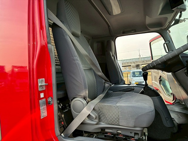 2019年 いすゞ 2350kg積載 No.2055