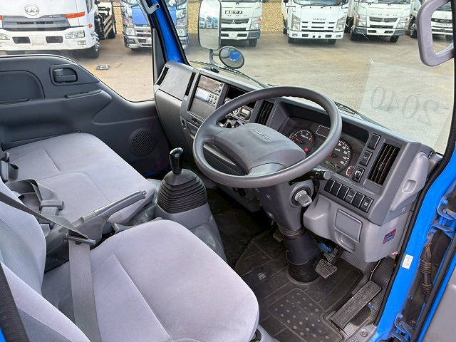 2017年 いすゞ 1500kg積載 No.2040