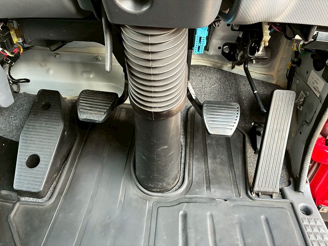 2019年 いすゞ 2350kg積載 No.2055