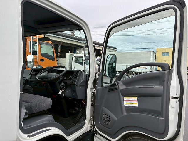 2019年 いすゞ 3000kg積載 No.2079