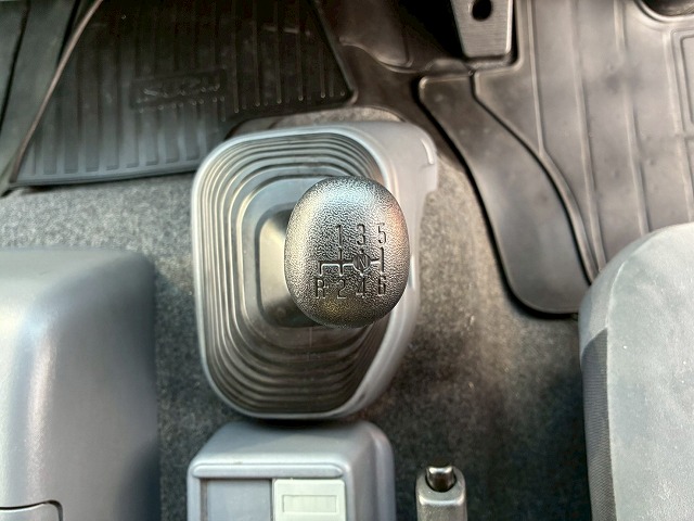 2019年 いすゞ 2350kg積載 No.2055